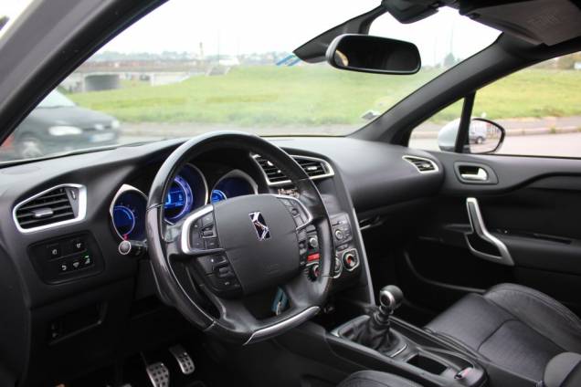 CITROEN DS4 SO CHIC 1.6 HDI 112 CV BVM / ORIGINE FRANCE 8
