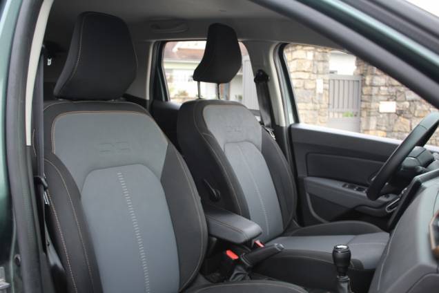 DACIA DUSTER EXTREME ECO-G 100 CV BVM6 GPL / ORIGINE FRANCE 10