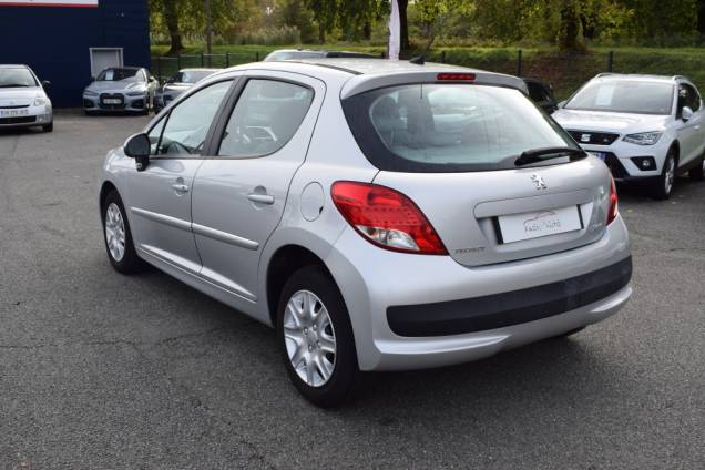 PEUGEOT 207 1.4 16 V 90 CV PRENIUM / 5 PORTES / BOITE AUTOMATIQUE / 39500 KMS 3 PEUGEOT 207 1.4 16 V 90 CV PRENIUM / 5 PORTES / BOITE AUTOMATIQUE / 39500 KMS 3
