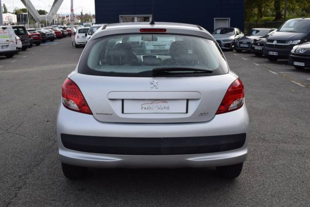 PEUGEOT 207 1.4 16 V 90 CV PRENIUM / 5 PORTES / BOITE AUTOMATIQUE / 39500 KMS 6 PEUGEOT 207 1.4 16 V 90 CV PRENIUM / 5 PORTES / BOITE AUTOMATIQUE / 39500 KMS 6