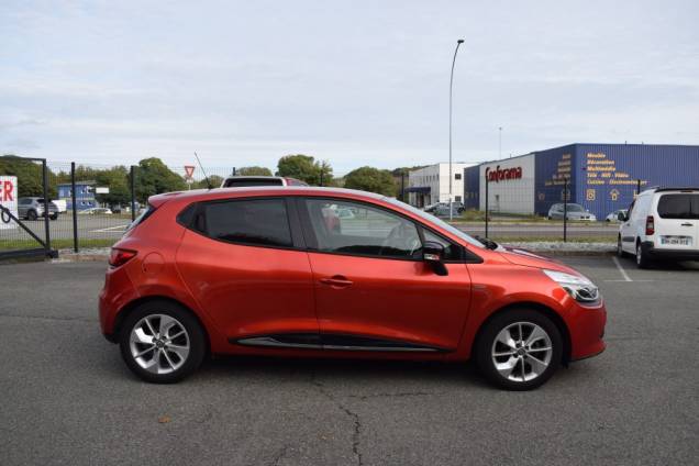 RENAULT CLIO LIMITED 1.2 16 V 75 CV / 5 PORTES / 1ère MAIN / 46500 KMS 7