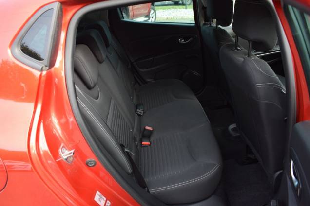 RENAULT CLIO LIMITED 1.2 16 V 75 CV / 5 PORTES / 1ère MAIN / 46500 KMS 12