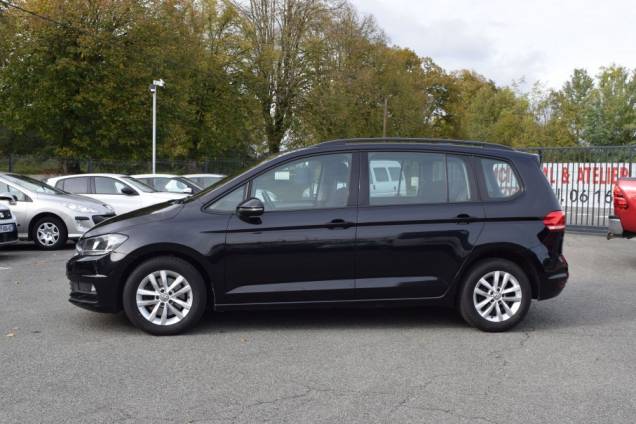 VOLKSWAGEN TOURAN TRENDLINE 7 PLACES 110 CV / ATTELAGE 8