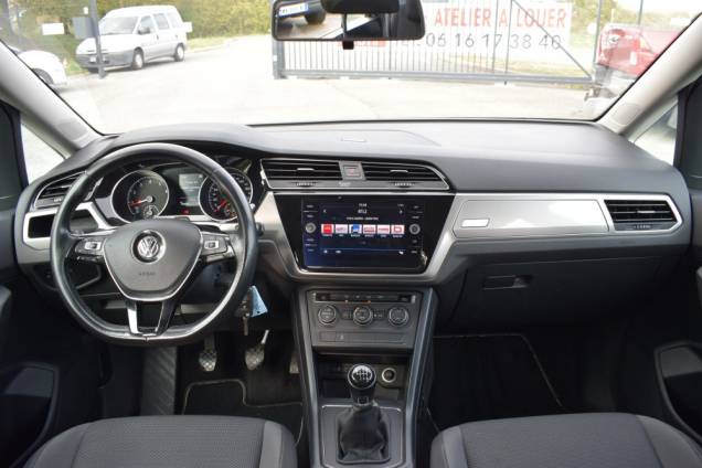 VOLKSWAGEN TOURAN TRENDLINE 7 PLACES 110 CV / ATTELAGE 13
