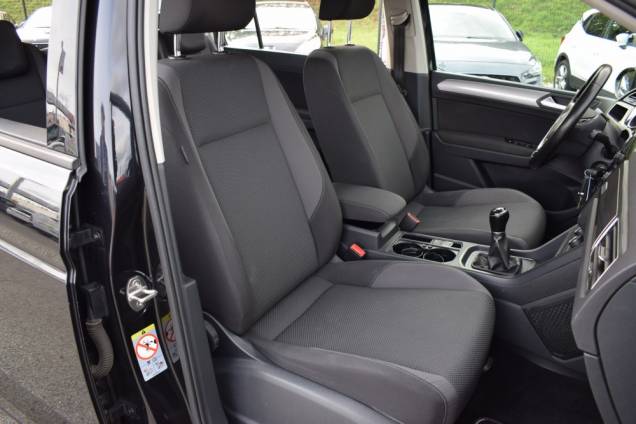 VOLKSWAGEN TOURAN TRENDLINE 7 PLACES 110 CV / ATTELAGE 22