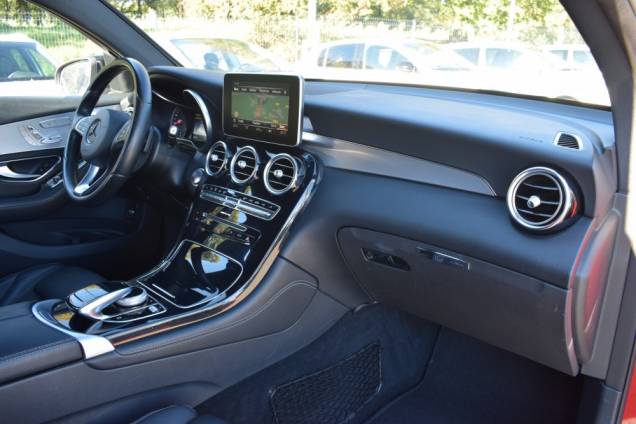 MERCEDES-BENZ GLC COUPE 250 AMG EDITION 4 MATIC 9G-TRONIC 204 CV / 1ere MAIN / BURMESTER SOUND / TOIT OUVRANT 24 MERCEDES-BENZ GLC COUPE 250 AMG EDITION 4 MATIC 9G-TRONIC 204 CV / 1ere MAIN / BURMESTER SOUND / TOIT OUVRANT 24