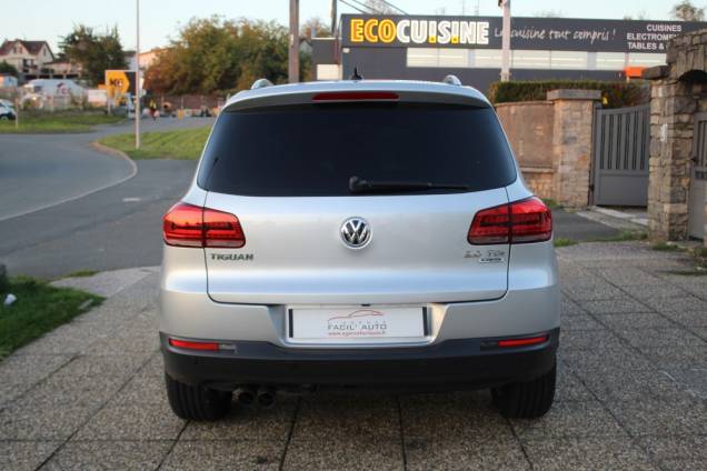 VOLKSWAGEN TIGUAN LOUNGE TDI 150 CV BVM 4 VOLKSWAGEN TIGUAN LOUNGE TDI 150 CV BVM 4