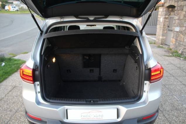 VOLKSWAGEN TIGUAN LOUNGE TDI 150 CV BVM 17 VOLKSWAGEN TIGUAN LOUNGE TDI 150 CV BVM 17