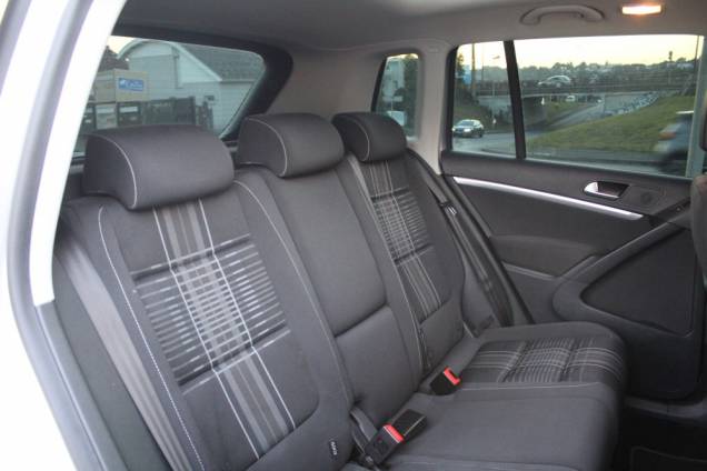 VOLKSWAGEN TIGUAN LOUNGE TDI 150 CV BVM 18 VOLKSWAGEN TIGUAN LOUNGE TDI 150 CV BVM 18